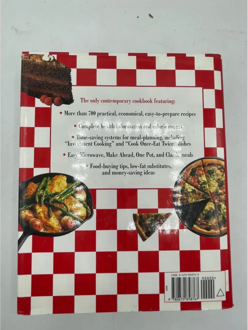 Vintage Woman's Day Cookbook: 700 Illustrated Recipes, 1995